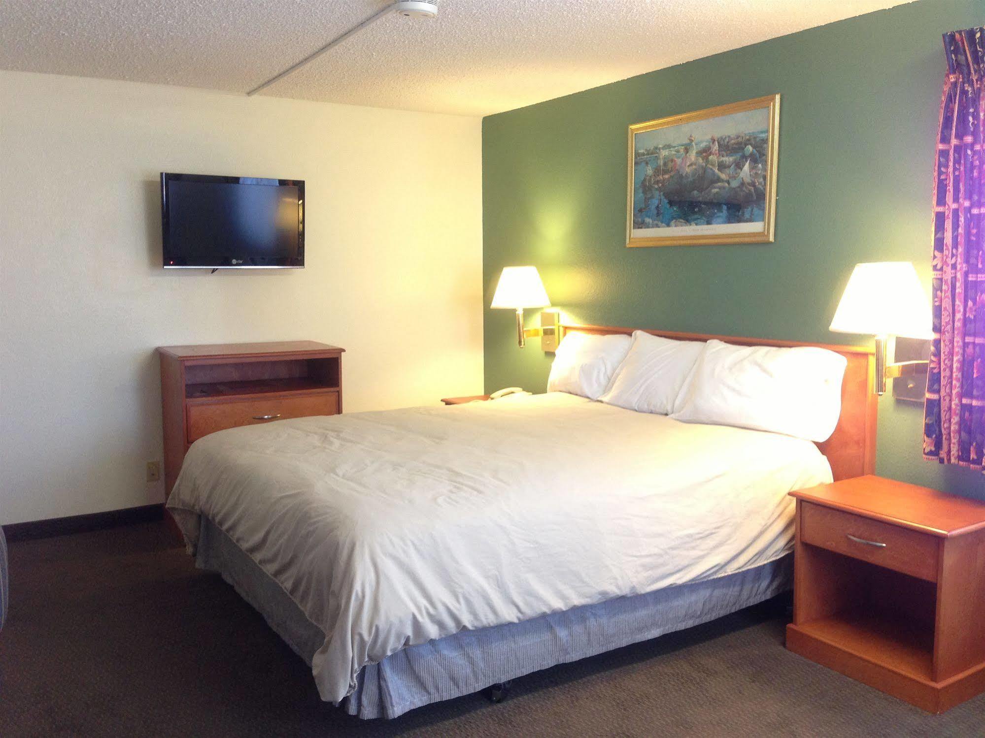 Simply Home Inn & Suites - Riverside Exterior photo